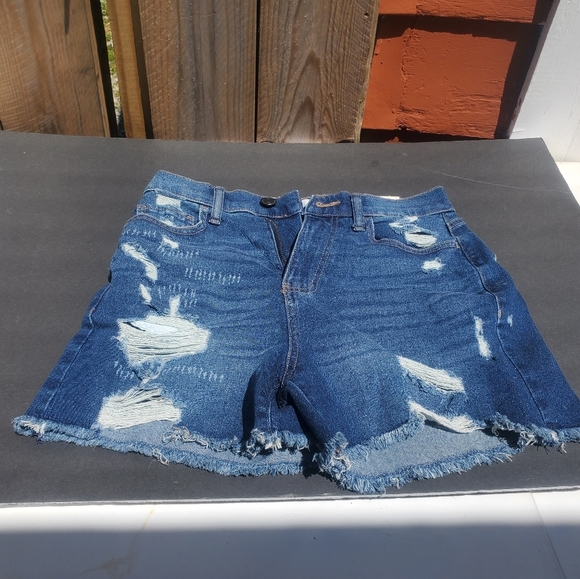 SO Brand HighRise Boyfriend Midi Jean Shorts Size 5/27 W NWT - Picture 6 of 6